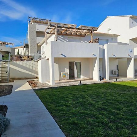 Marine De Bravone T2 Terrasse Front De Mer - Plage Pieds Dans L'Eau - Clim - Piscine - Wifi Linguizzetta Exterior photo